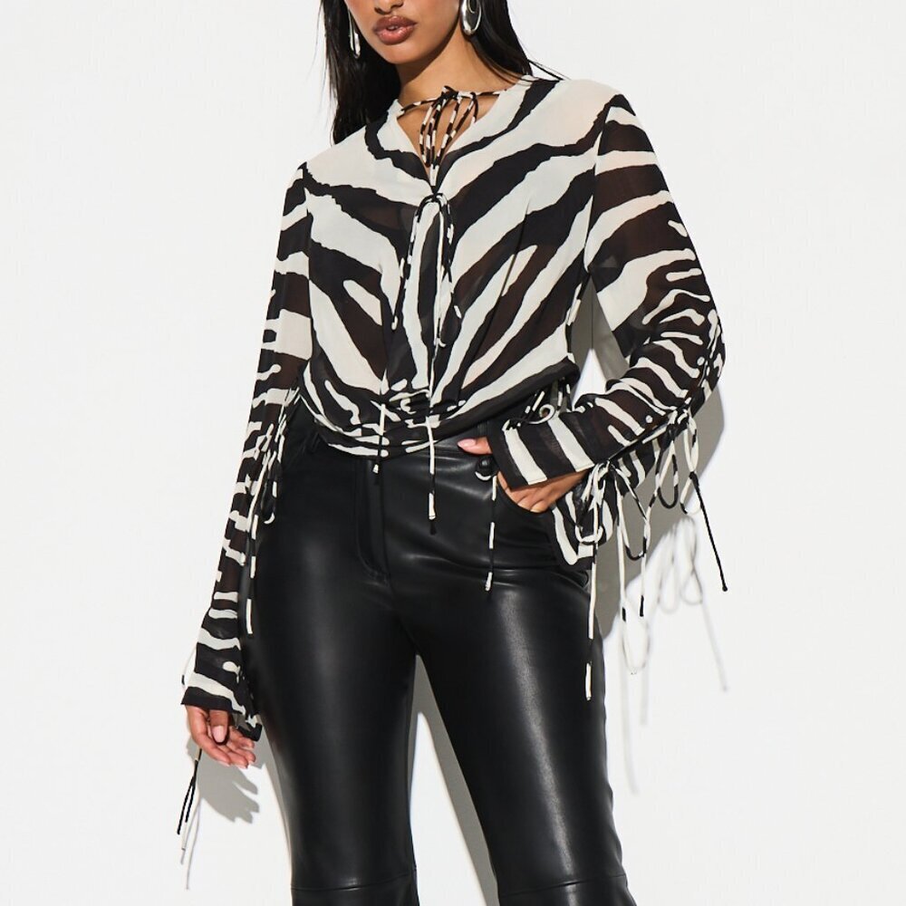 Black And White Casual Women's Zebra Print V Neck Bodysuit - Picture 3 of 5